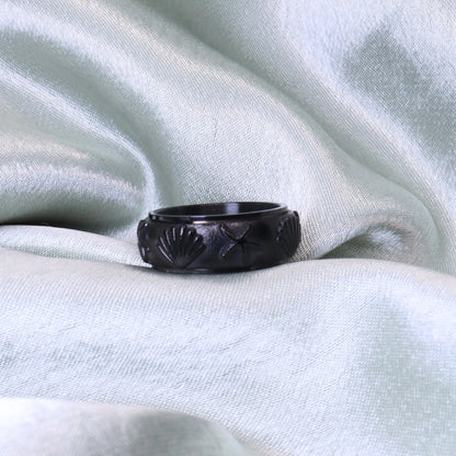 Anxiety Ring (Strand) Zwart sfeerbeeld