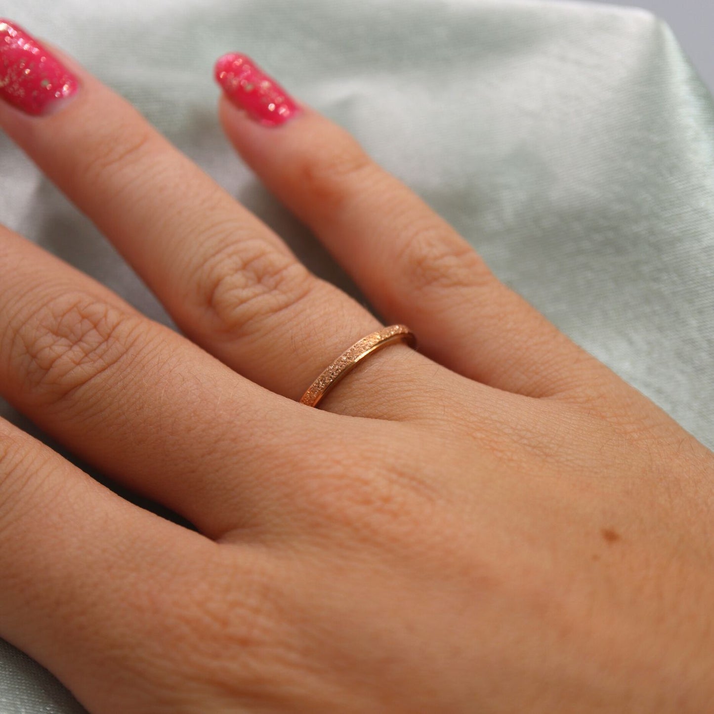 Glitter Minimalistische Ring Rosé Goud om vinger 