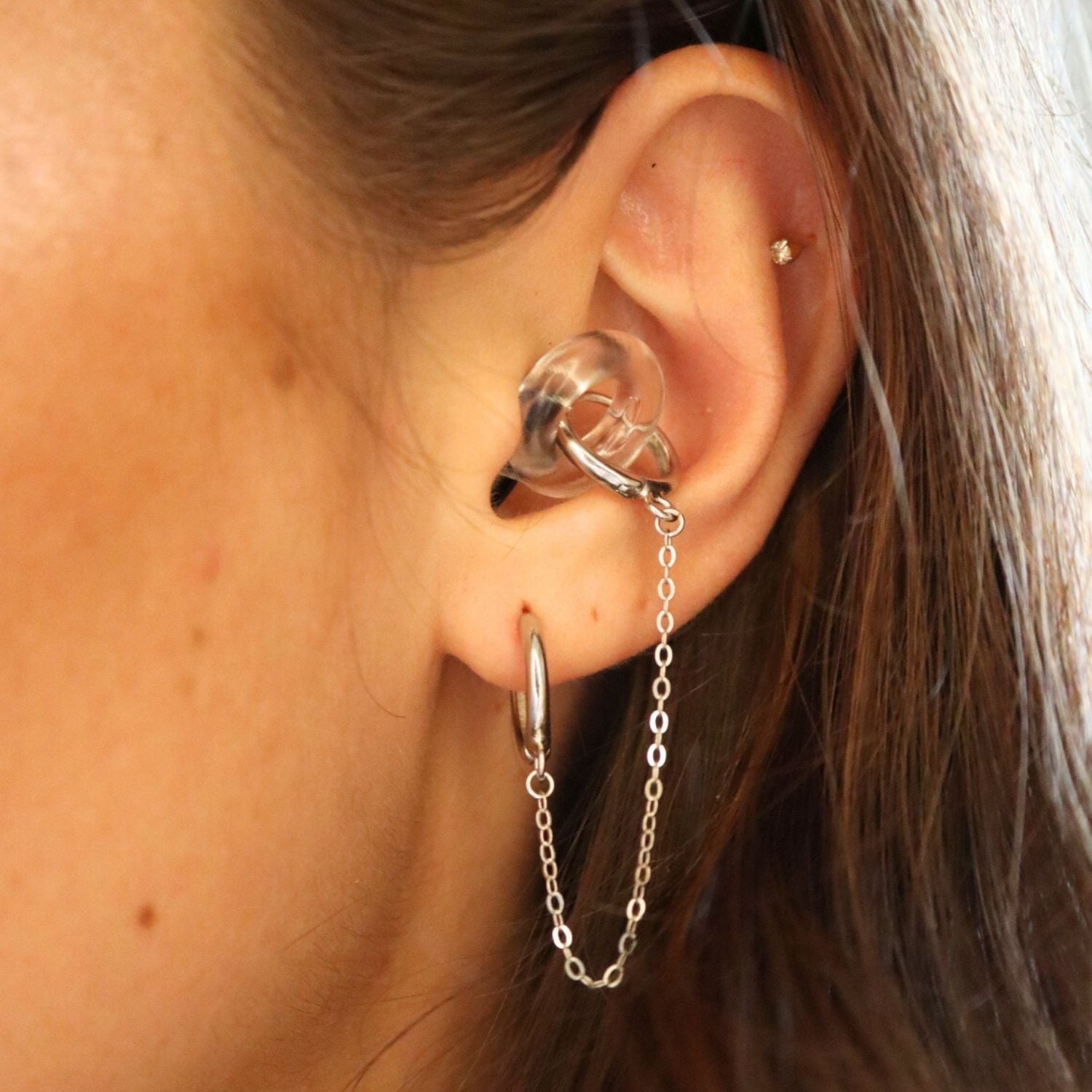 Oorbellen Voor Loop Oordopjes Zilver 925 op model