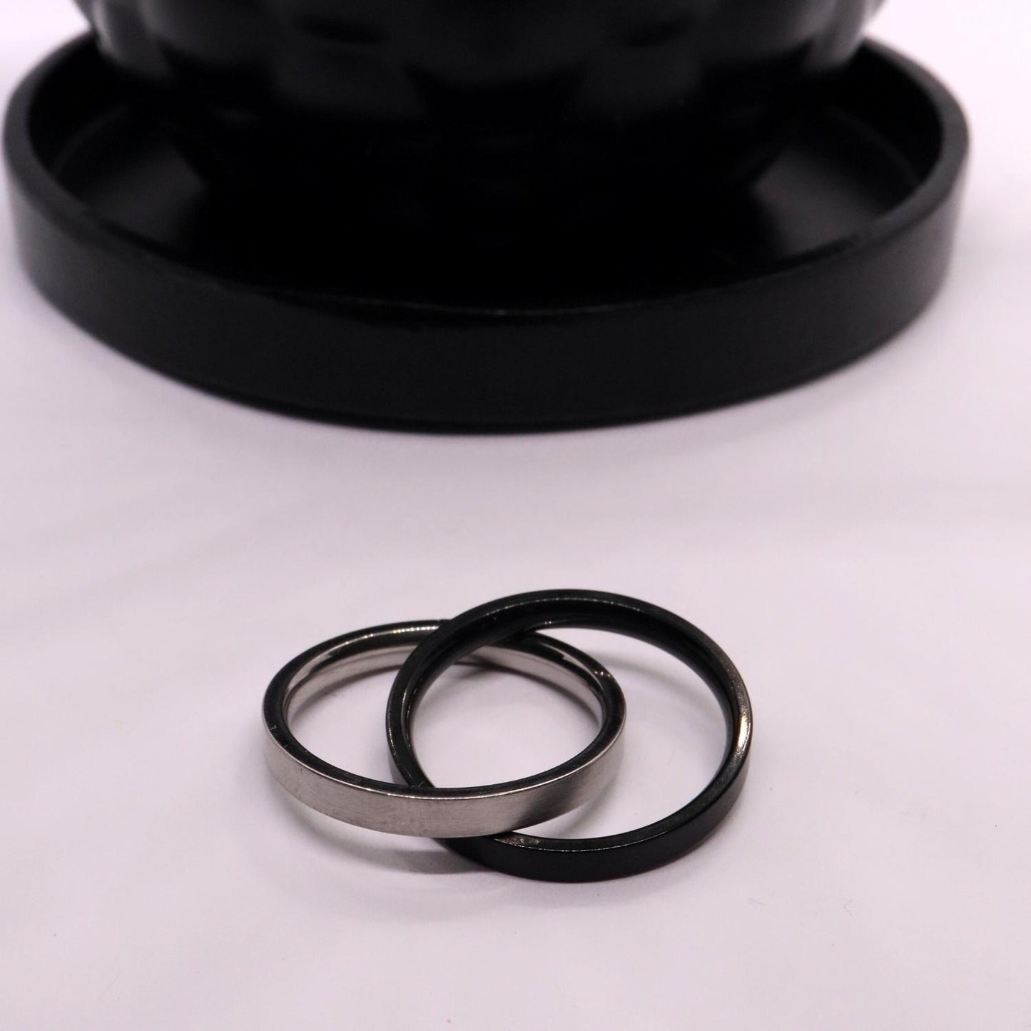 Anxiety Ring (twee ringen) Zwart-Zilver sfeerafbeelding 3