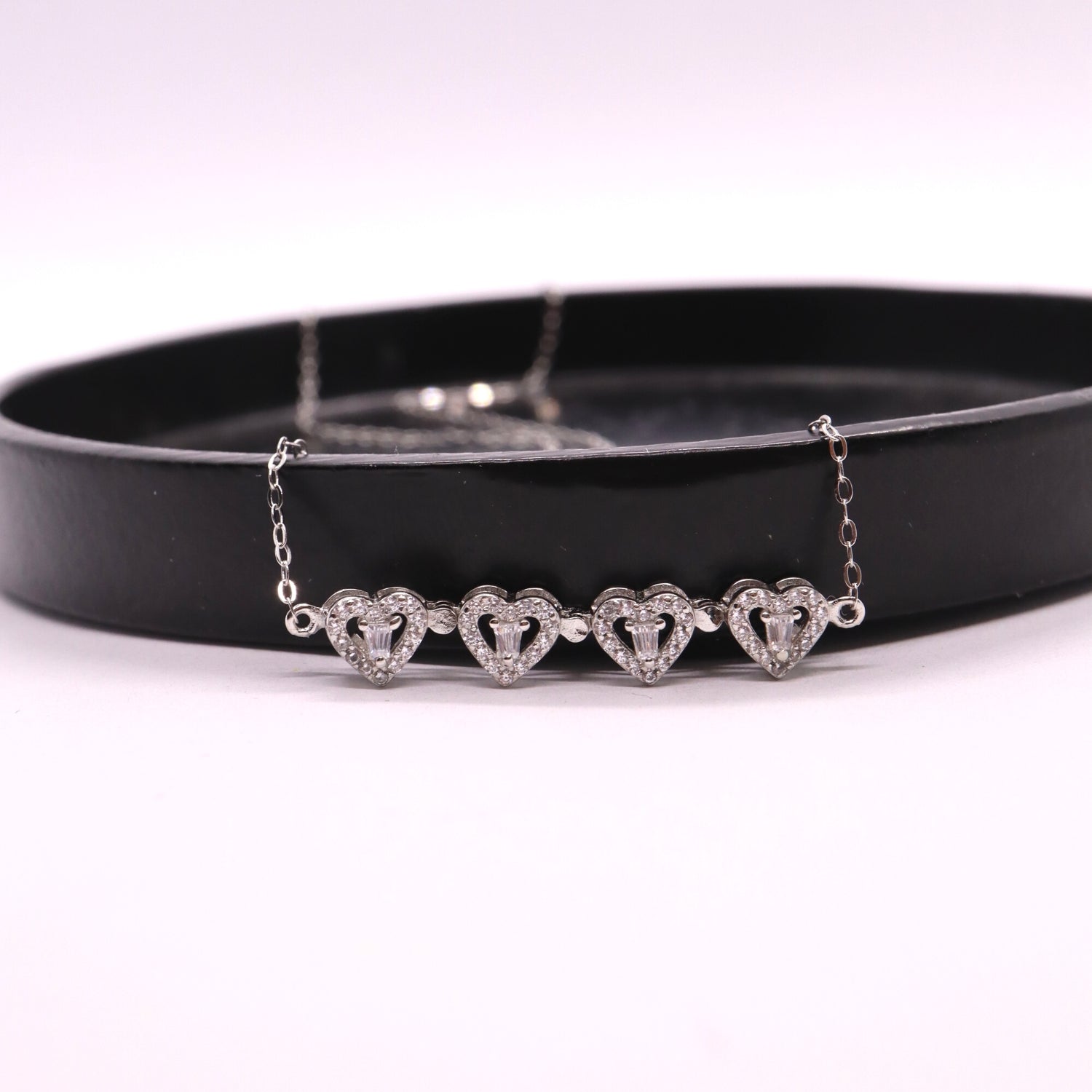 Klavertje vier ketting / hartjes ketting zilver 925 Sfeerbeeld